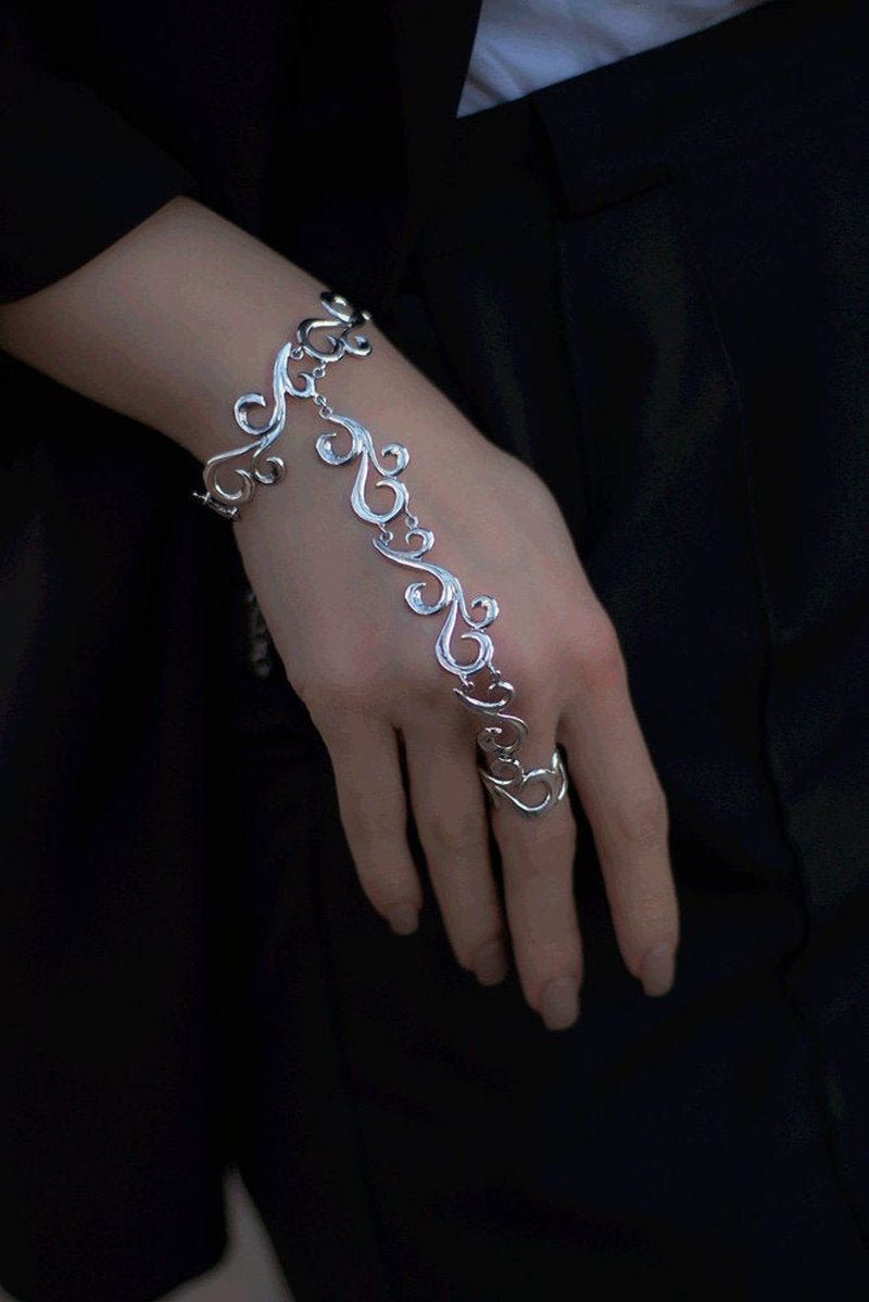 Sterling silver hand chain Gia - สร้อยข้อมือ - เงินแท้ สีเงิน