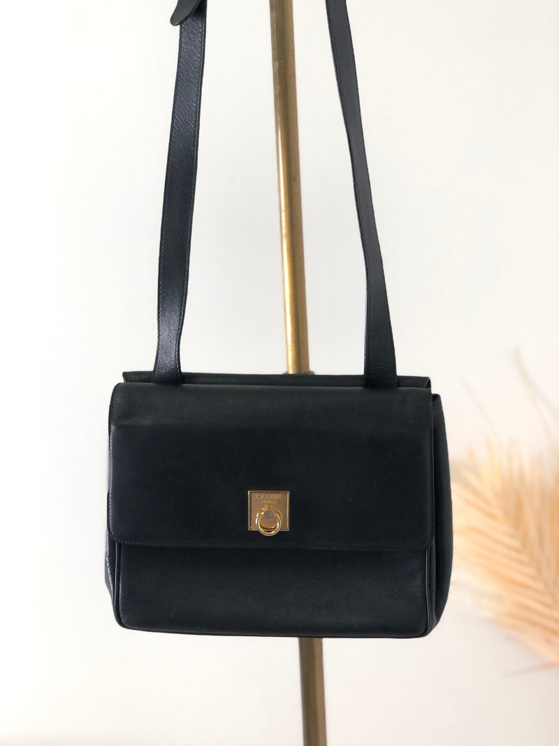 [Direct from Japan, branded used bag] CELINE Gancini shoulder bag, dark navy, vintage, old, 3r735p - กระเป๋าแมสเซนเจอร์ - หนังแท้ สีน้ำเงิน