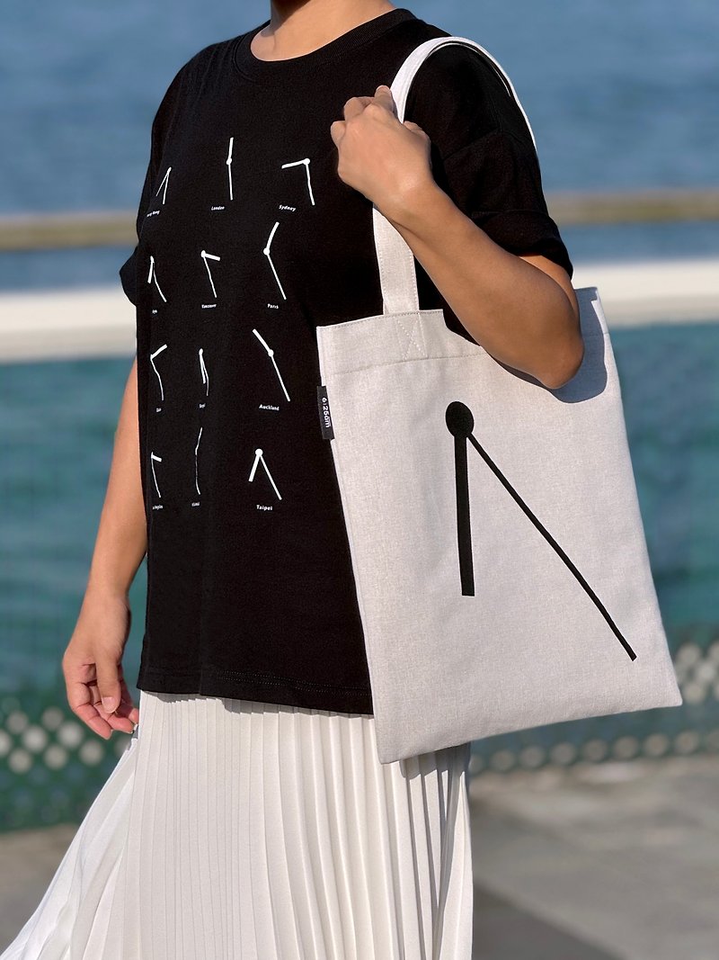 6:25am Brand Tote Bag - กระเป๋าแมสเซนเจอร์ - ผ้าฝ้าย/ผ้าลินิน สีเงิน