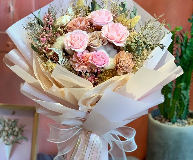 Dried white Flower Bouquet, nude white Flowers, Dried Flower