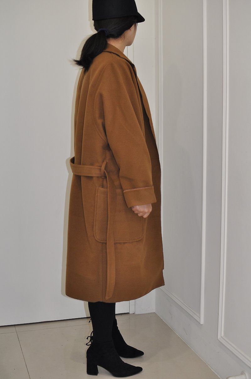 Flat 135 X Taiwanese designer 90% wool wool fabric camel long coat coat - เสื้อแจ็คเก็ต - ขนแกะ สีนำ้ตาล