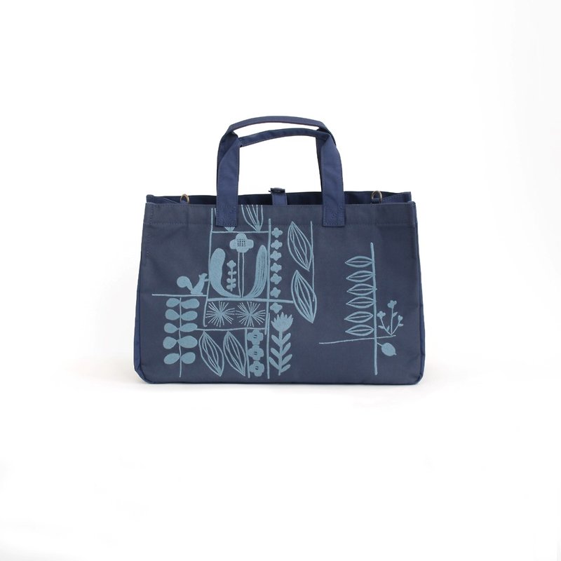 Flower field embroidery A4 tote bag - กระเป๋าถือ - ไนลอน สีน้ำเงิน