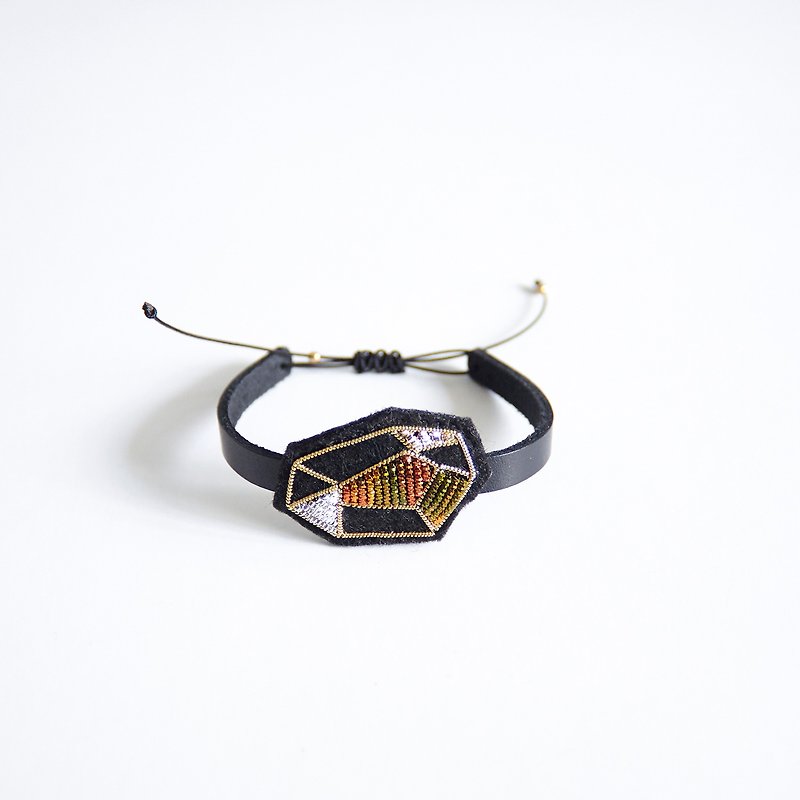 Handmade Metal Embroidery Leather Bracelet, Bangles, Diamond Pattern - Bracelets - Genuine Leather Black