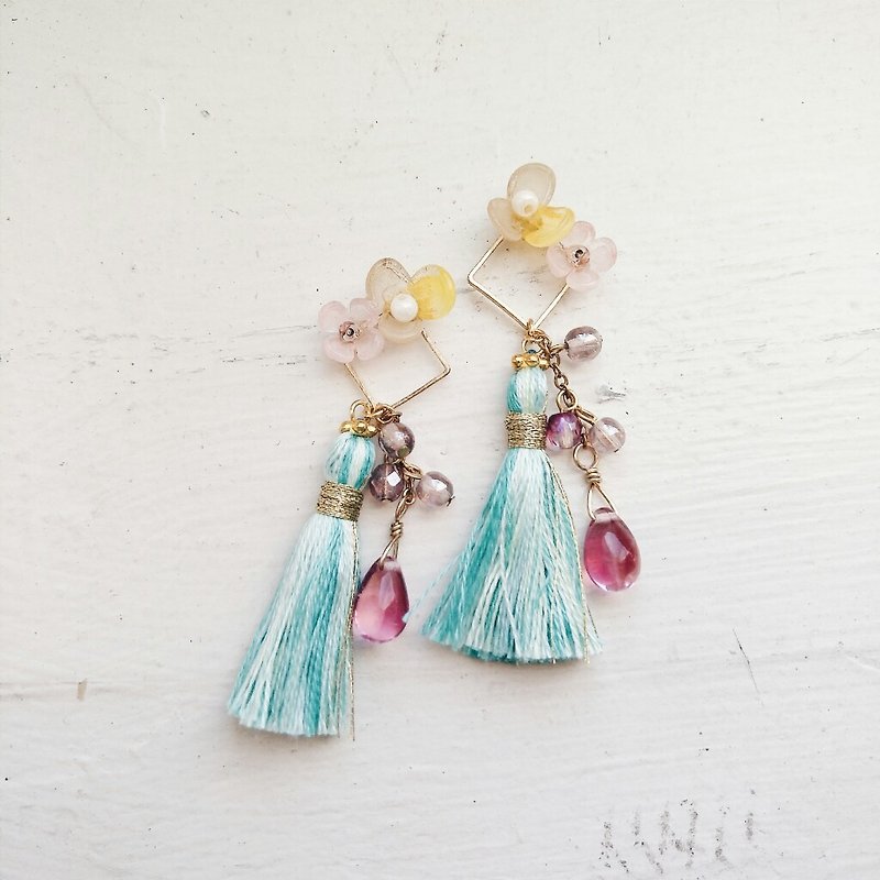momolico earrings & tassels - ต่างหู - วัสดุอื่นๆ สีใส
