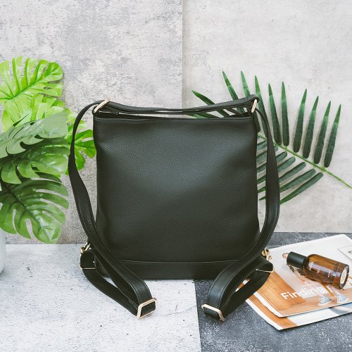 寇比手工皮件 Colbie Leather 真皮率真肩背/後背2way包(S) 9080 黑