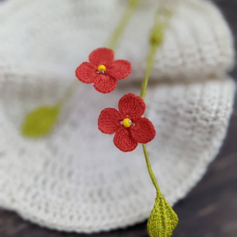 鉤針 編織 串珠 刺繡 耳環 可改夾式 - 耳環/耳夾/耳骨夾 - 其他材質 紅色