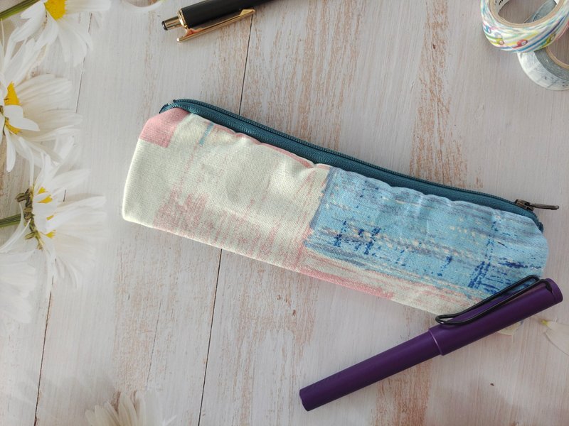 出海口-Japanese designer cloth pencil case/cosmetic bag-designer series - Toiletry Bags & Pouches - Cotton & Hemp Pink