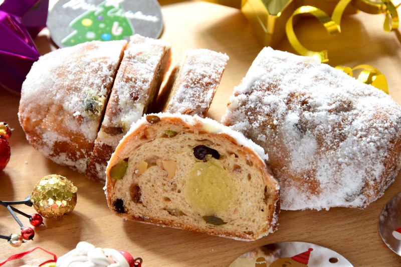 Stollen Christmas Bread [Christmas Gift Box] - เค้กและของหวาน - อาหารสด ขาว