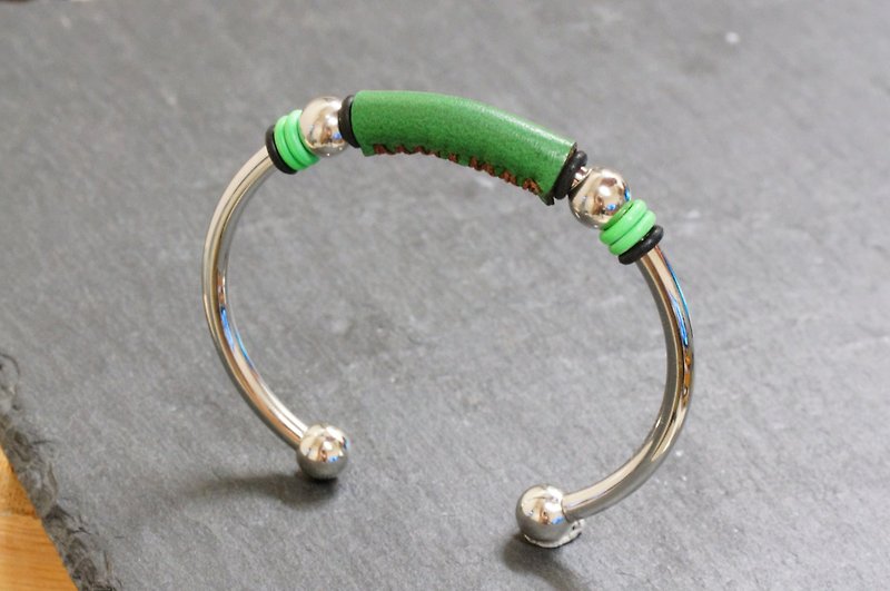 Green Leather 4mm Stainless Steel Bangle - Bracelets - Stainless Steel Green