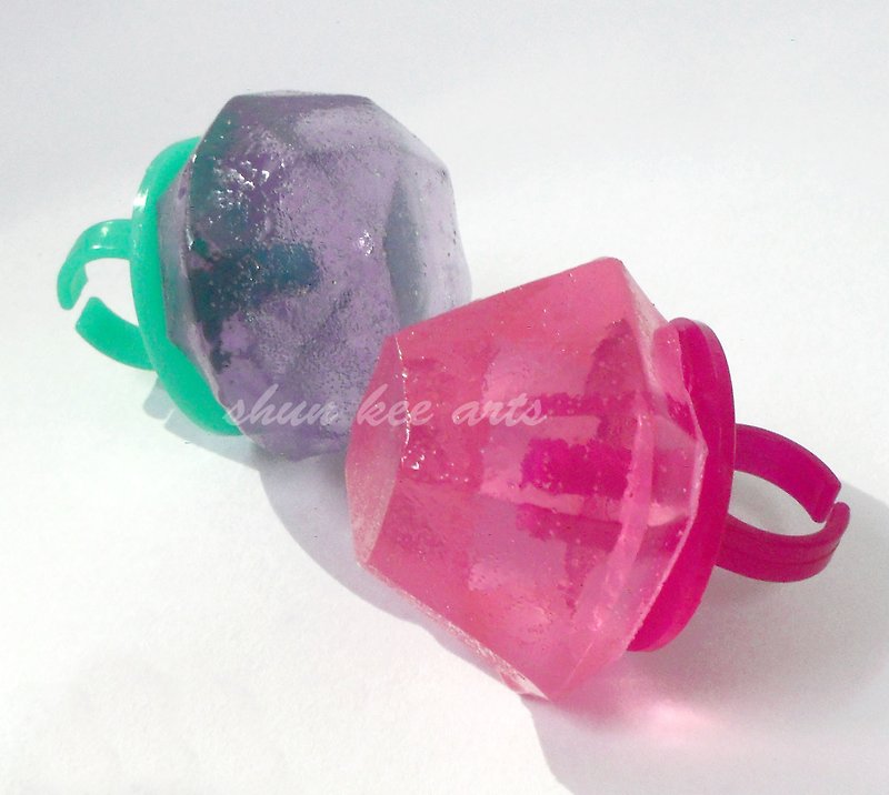 Diamond psyllium sugar fragrance handmade soap - สบู่ - วัสดุอื่นๆ สีม่วง
