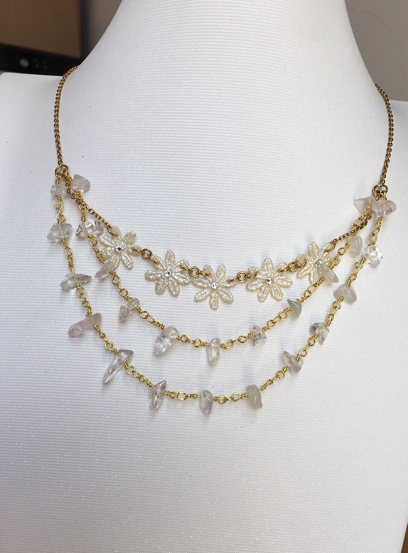 Pu. True (white) - Necklaces - Silk White