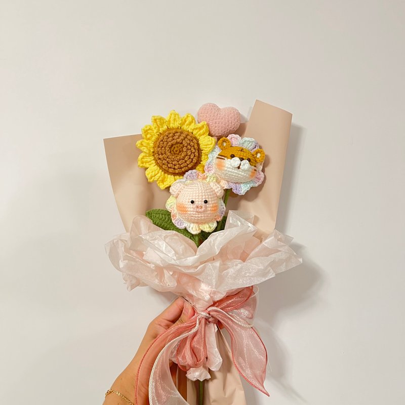 Crochet Pig Tiger Flower Bouquet - ช่อดอกไม้แห้ง - ผ้าฝ้าย/ผ้าลินิน หลากหลายสี