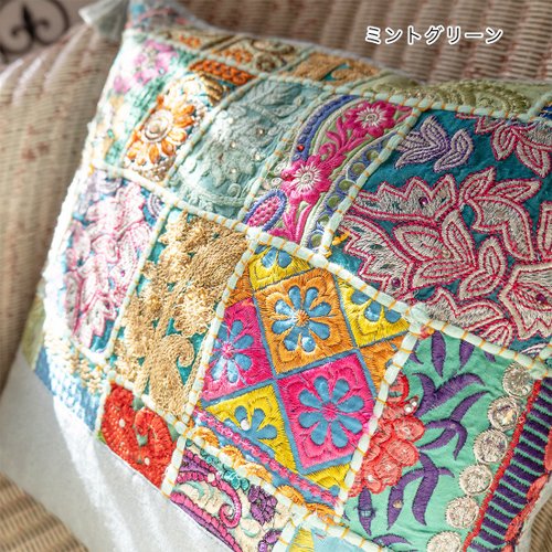 【India ダラムサラ】パッチワーク刺繍タペストリー India ダラムサラ】パッチワーク刺繍タペストリー