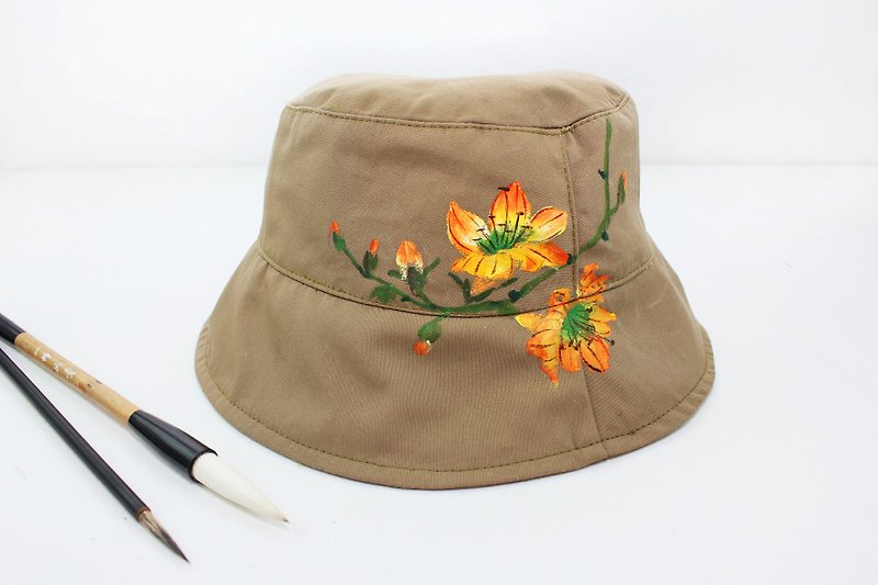 Valentine's Day encounter camellia, handmade double-sided cap, sun hat - Hats & Caps - Cotton & Hemp Khaki