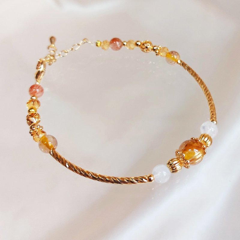 Blonde Crystal Moonstone Bronze Titanium Lucky Lucky Crystal Bracelet / Lucky Good Love Bracelet - สร้อยข้อมือ - เครื่องเพชรพลอย สีทอง