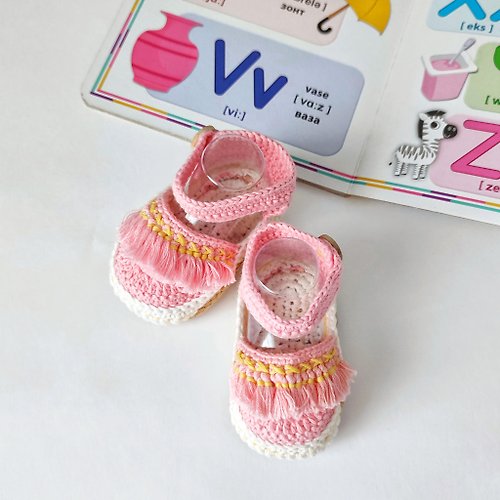 StudioArtOlga Baby organic cotton booties. Pink crochet sandals baby.