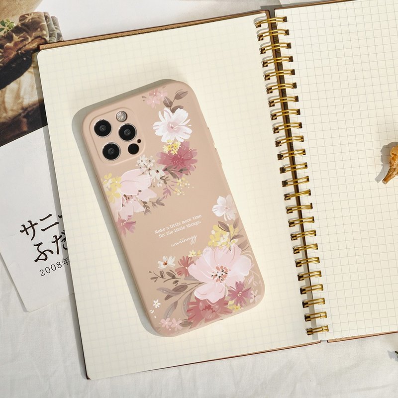 wwiinngg浪漫粉花全包iPhone手機殼 - 手機殼/手機套 - 矽膠 多色