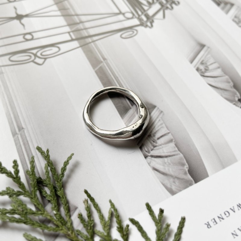 Invisible sterling silver ring - แหวนทั่วไป - เงิน สีเงิน