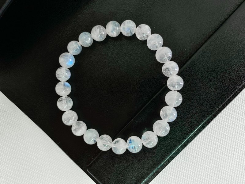 Moonstone handmade jewelry bracelet - Bracelets - Gemstone White