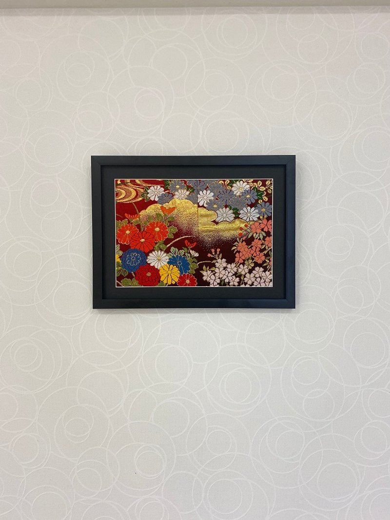 きものアートフレーム100 　刺繍着物 花 和モダン 和風インテリア プレゼント 結婚祝 新築祝 長寿祝 縁起物 額装インテリア - 擺飾/家飾品 - 絲．絹 紅色