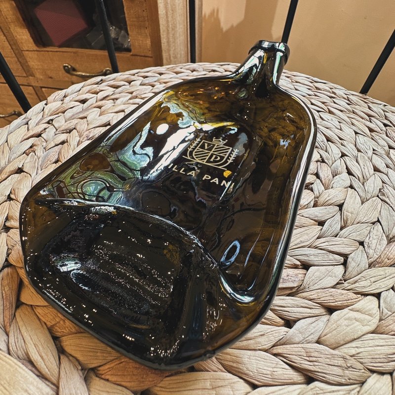 Italian VILLA PANI wine bottle serving dish - กล่องเก็บของ - แก้ว 