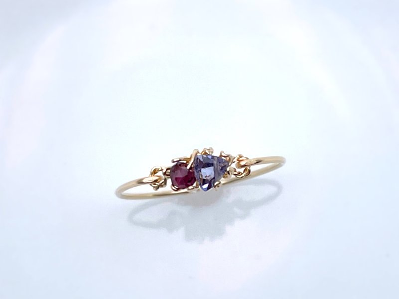 Sweet antique - Tanzanite and rhodolite garnet prong-style wire ring - General Rings - Gemstone Blue