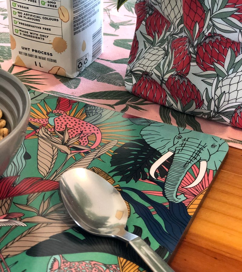 aLoveSupreme南非手繪美耐皿萬用隔熱餐桌墊_綠色非洲草原 - 桌布/桌巾/餐墊 - 其他材質 