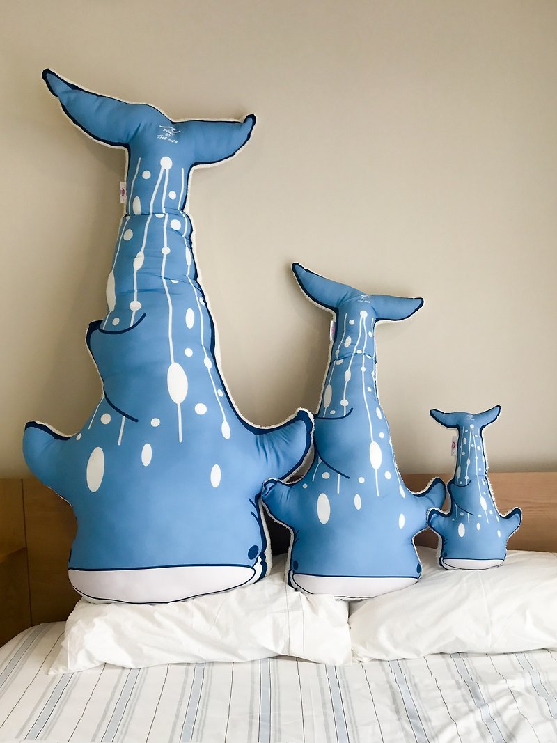 Whaleshark printed Cushion - Pillows & Cushions - Polyester Blue