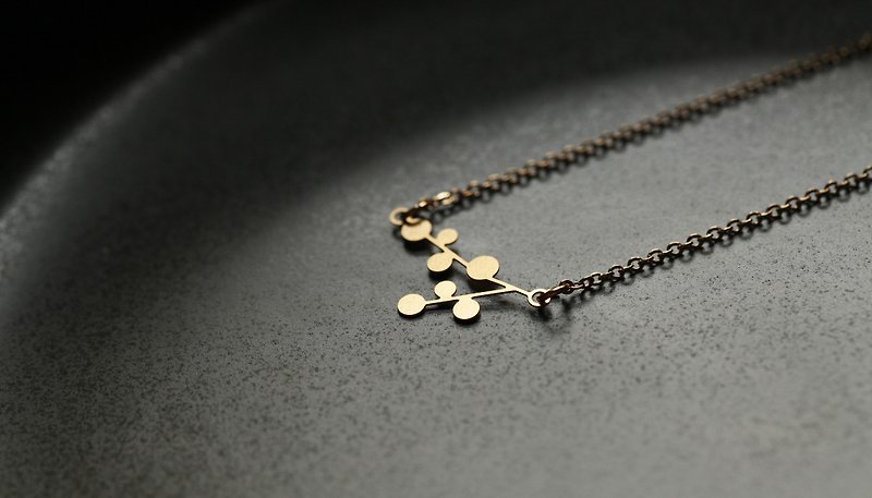 Gold Snowflake Necklace Gold Snow Pendant (XS) - สร้อยคอ - โลหะ สีทอง