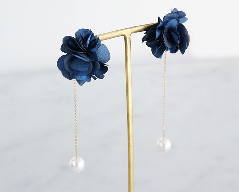 [14KGF] Ear Thread Earring, Flower Pearl - Earrings & Clip-ons - Other Metals Gold