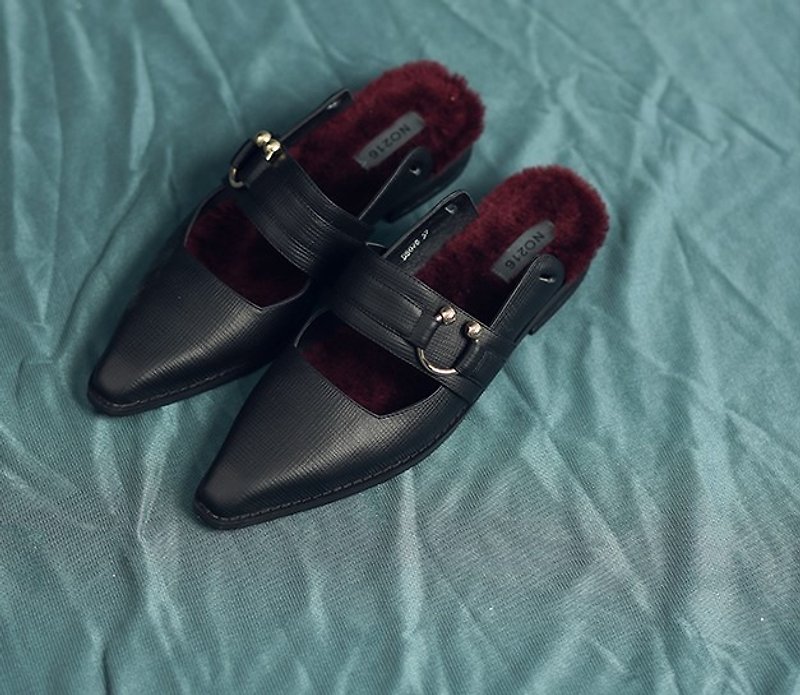 軟羊毛可拆帶 率性真皮鞋便拖鞋 黑紅 - 涼鞋 - 真皮 黑色
