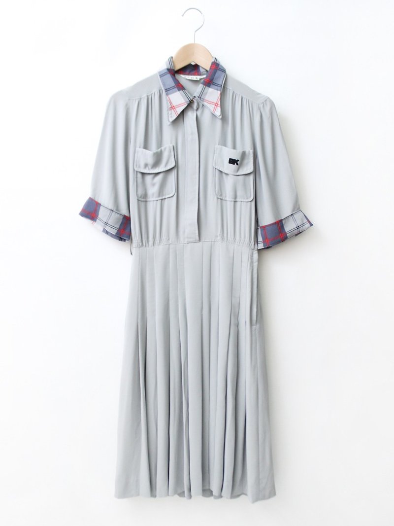 [RE0215D978] Nippon retro elegant gray short-sleeved cropped spring and summer vintage dress - ชุดเดรส - เส้นใยสังเคราะห์ สีเทา