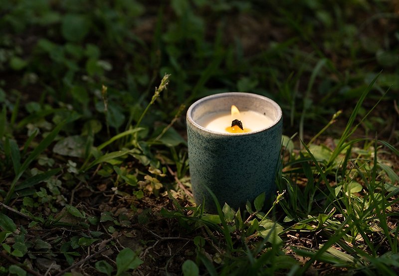 手工蠟燭N65北歐草地/草本清新花香調 - 香氛蠟燭/燭台 - 陶 綠色