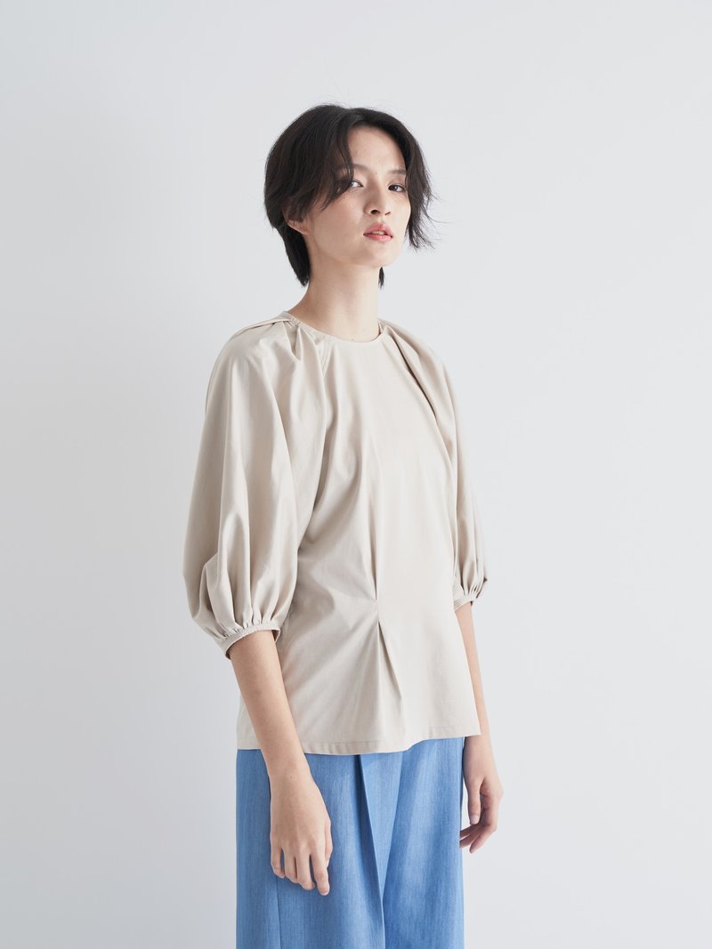 YIBO / light khaki micro bubble sleeve shirt - Women's Tops - Cotton & Hemp Khaki