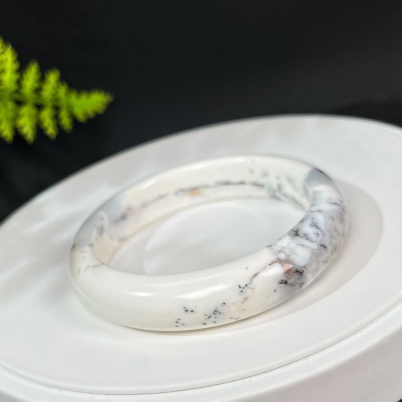 獨特哈密蛋白石手鐲57MM 玉化高瓷飄黑色樹枝紋歐泊手環 招財聚財 - 手鍊/手環 - 半寶石 白色