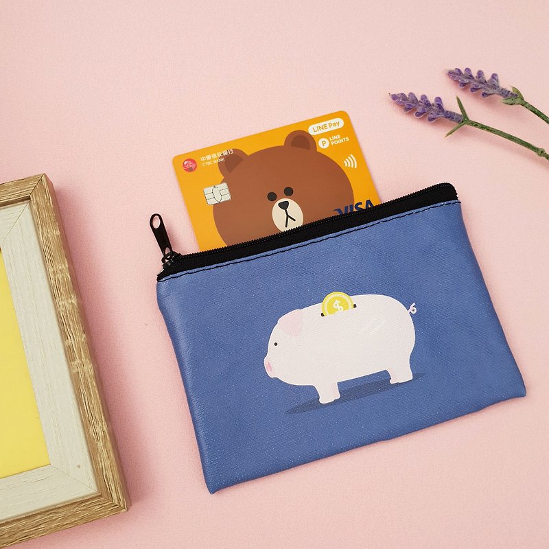 [Customized gifts] Save money pigs. Hand-made sewing small coin purse - กระเป๋าใส่เหรียญ - ผ้าฝ้าย/ผ้าลินิน สีน้ำเงิน