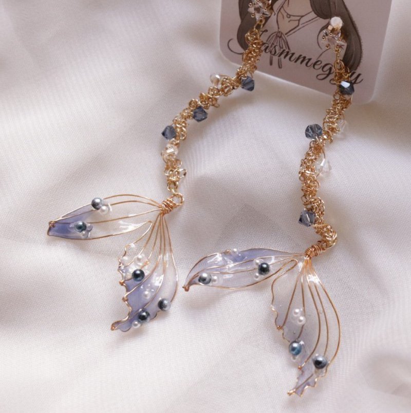 The Legend of the Blue Ocean-Treasure Earrings Handmade Crystal Flower Resin Jewelry - ต่างหู - เรซิน สีใส