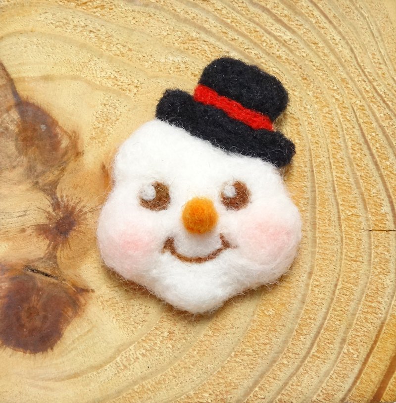 クリスマス雪だるま - 羊毛フェルトのブローチ（ピン）クリスマスプレゼント交換 - ブローチ - ウール ホワイト