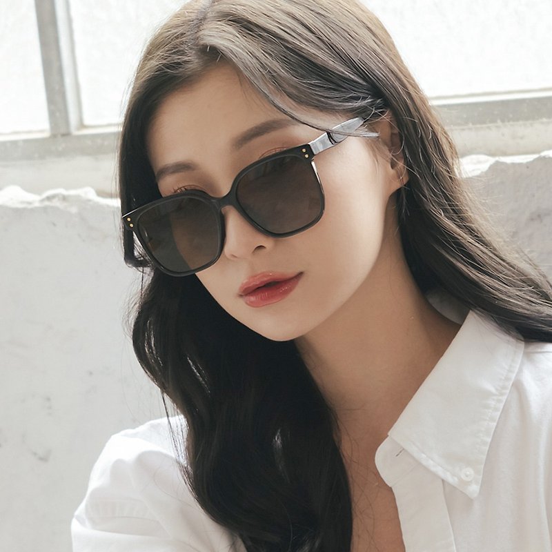 The shadow of time in the wilderness│Tanna Brown Korean version of the retro fashion box lightweight TR90 polarized UV400 sunglasses - แว่นกันแดด - โลหะ สีนำ้ตาล