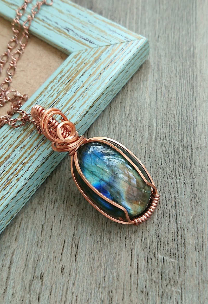 Misssheep WW01 - Labradorite Wire Wrapped Pendant, Handcrafted Pendant - Necklaces - Other Metals 