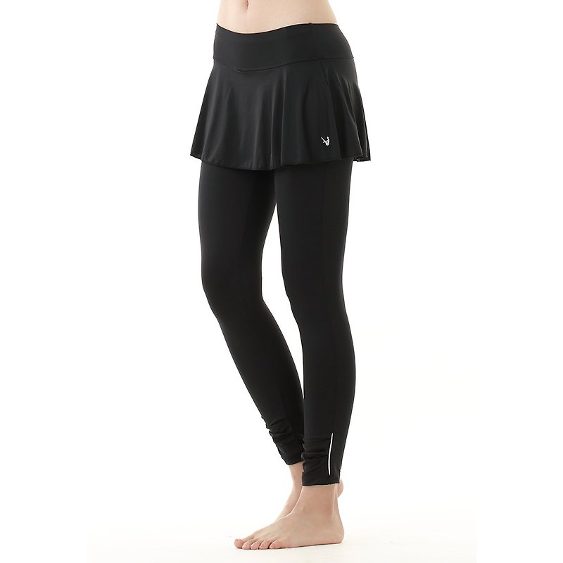 [MACACA] Lightweight Skirt Slim Cropped Pants - AWG7071 Black - Women's Yoga Apparel - Nylon Black