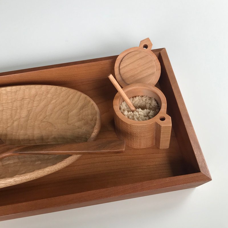 Seasoning box for cherry saws, spices with spoon, sugar jar, sugar pot, lid - ขวดใส่เครื่องปรุง - ไม้ สีนำ้ตาล