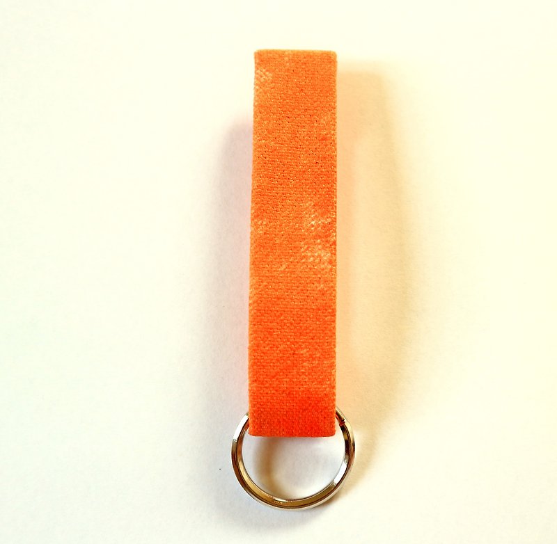 (Valentine's Day gift pre-sale) Small orange hand-stained electric custom keychain (can be electric text) - ที่ห้อยกุญแจ - ผ้าฝ้าย/ผ้าลินิน สีส้ม