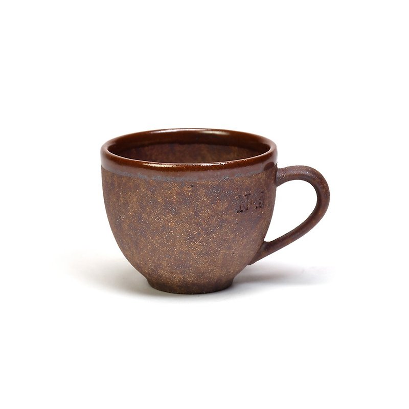 オーリ・オリ│古い岩粘土のカップ_5回燃焼 - マグカップ - その他の素材 ブラウン