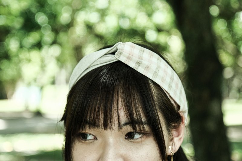 Cross hairband [rice/pink rice plaid] - เครื่องประดับผม - ผ้าฝ้าย/ผ้าลินิน สีกากี