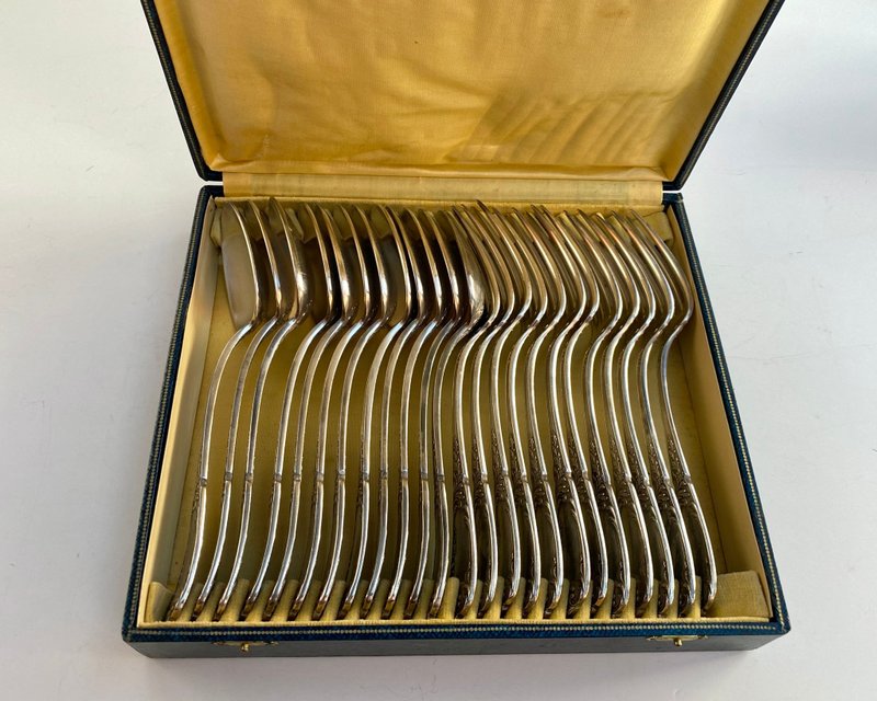 Vintage Silver Plate Cutlery Set 12 Spoons 12 Forks France 1950s - Cutlery & Flatware - Other Metals Silver