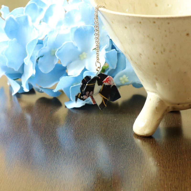 Origami Elephant Necklace - สร้อยติดคอ - กระดาษ สีน้ำเงิน
