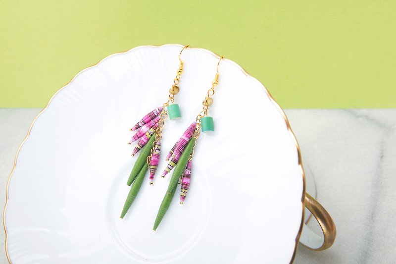 Large spindle hanging earrings - floral - ต่างหู - กระดาษ 