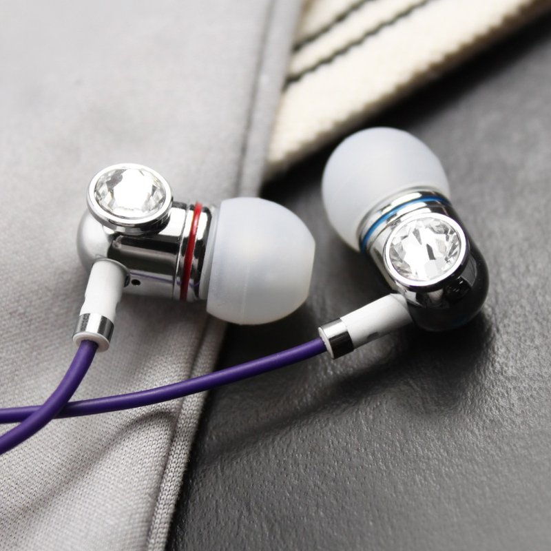 Limited 73% off Rabbit Lucky Bag - Pen drive + design earphone + stylus + multi-function bluetooth - หูฟัง - วัสดุอื่นๆ 