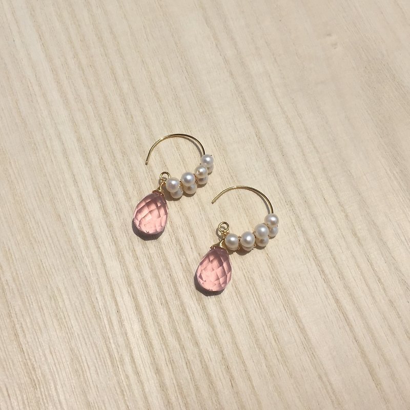 【For Rosalind】Natural pearls & pink water droplets. Rose quartz powder. Hand made earrings. - Earrings & Clip-ons - Semi-Precious Stones Pink